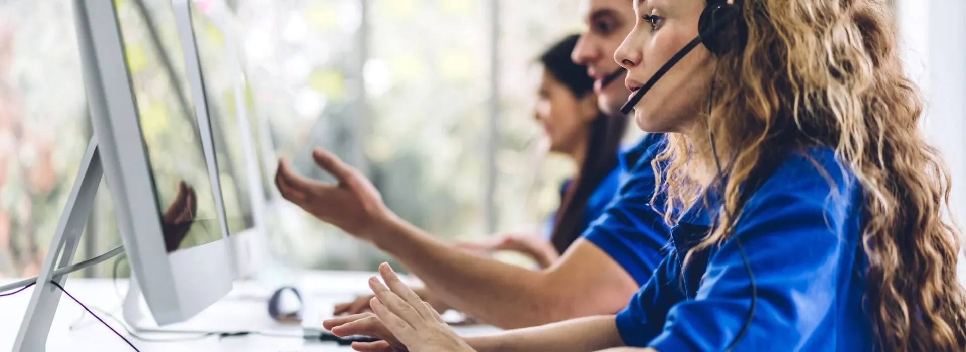 How IT Help Desk Outsourcing Can Improve Your Business Productivity